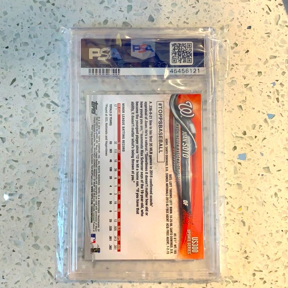2018 Topps Update Juan Soto Rookie Card PSA 9 - Picture 2 of 2